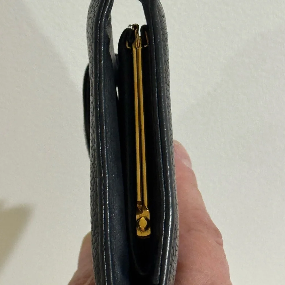 CHANEL Black Caviar Leather Wallet - Picture 15 of 16